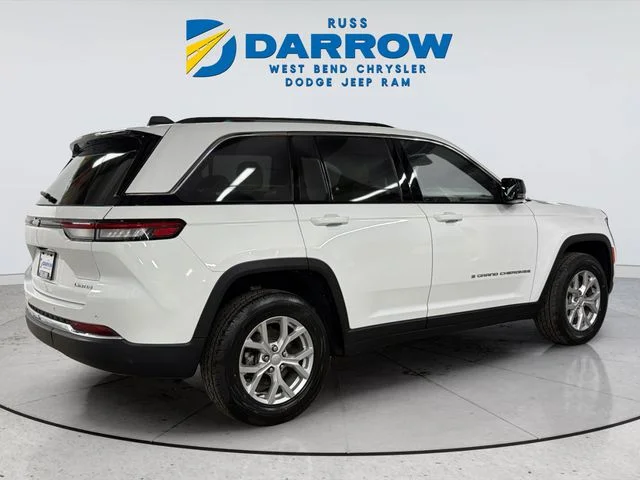 Used 2023 White Jeep Limited image 5