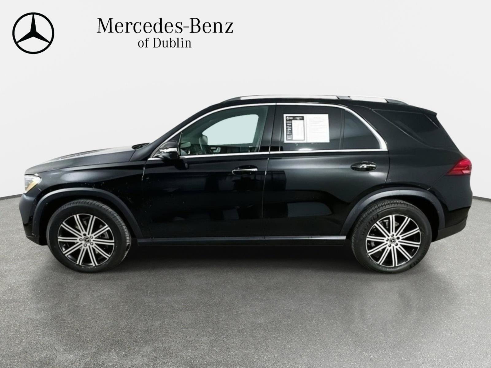 Used 2026 Obsidian Black Metallic Mercedes-Benz GLE 350 image 8