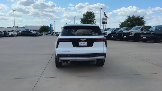 New 2026 Summit White Chevrolet LT image 7