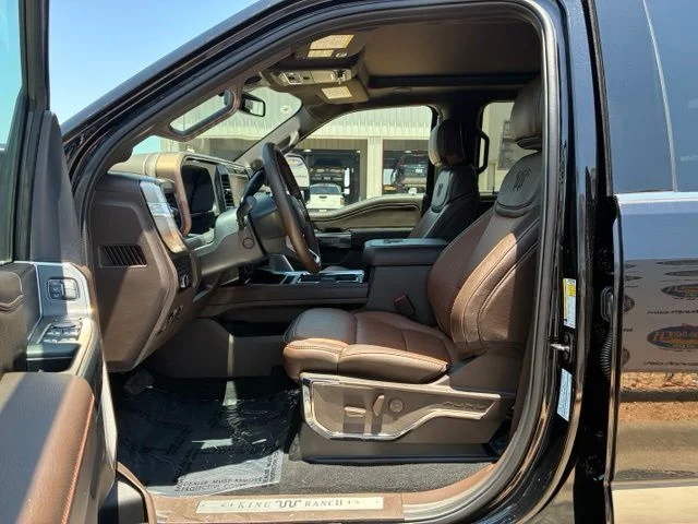 New 2026 Agate Black Metallic Ford King Ranch image 7