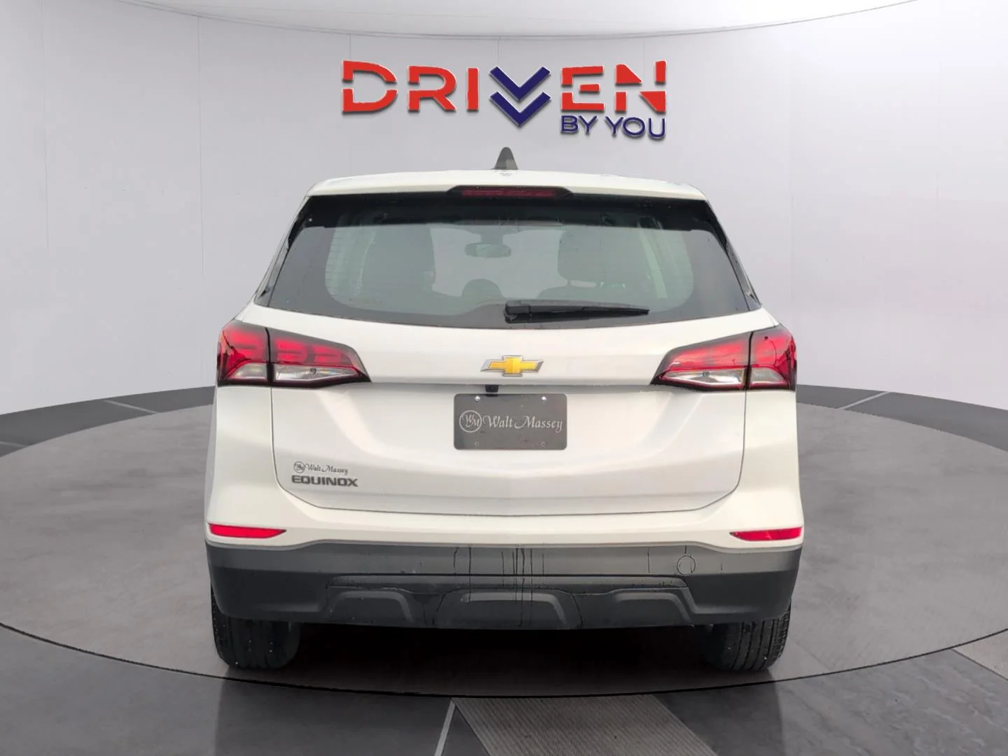 Used 2024 Summit White Chevrolet LS image 4