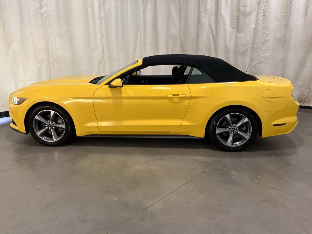 Used 2016 Yellow Ford V6 image 16
