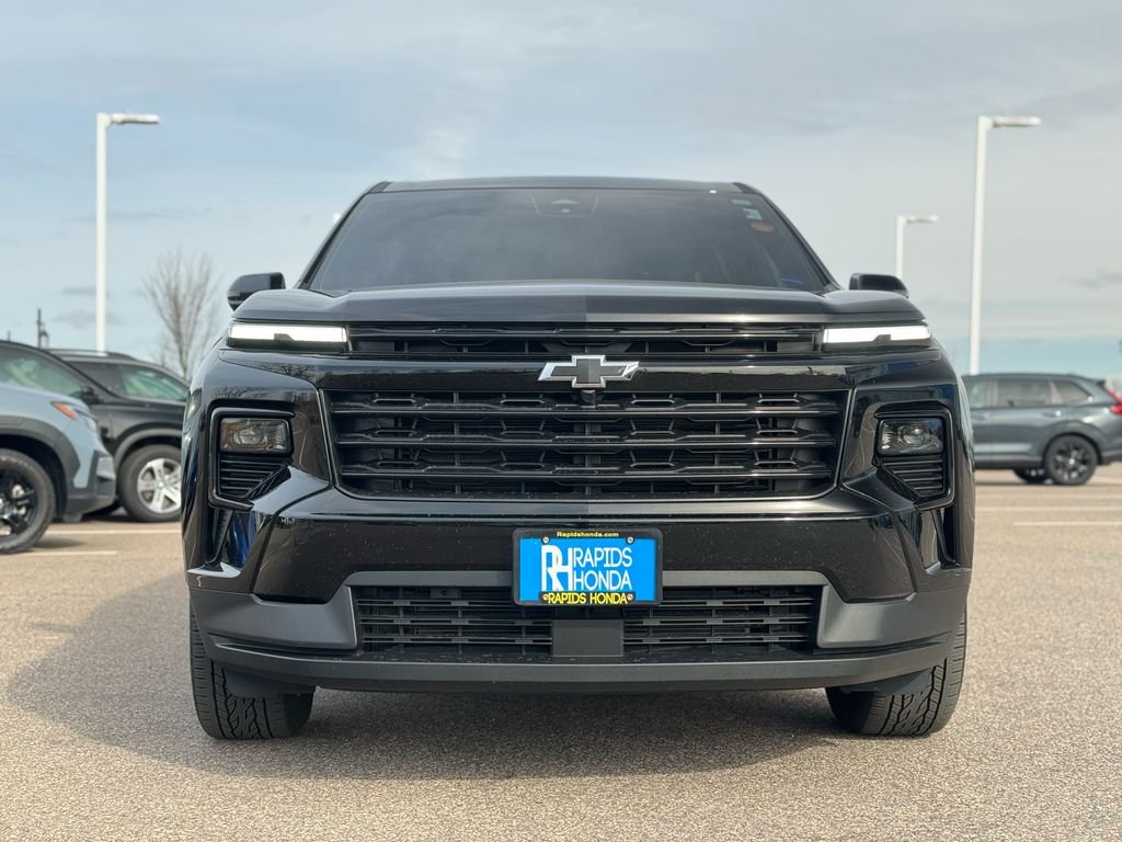 Used 2025 Chevrolet Traverse LT with VIN 1GNEVGRS6SJ236032 for sale in Coon Rapids, Minnesota