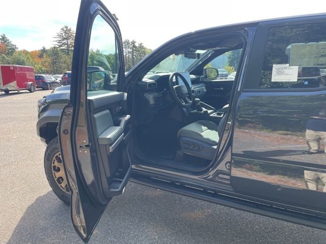 2025 Toyota Tacoma Trailhunter - Photo 29