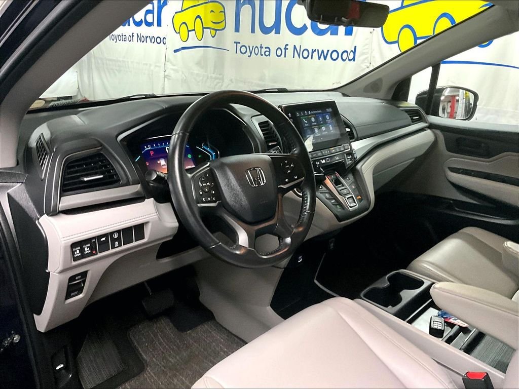 Used 2024 Blue Honda EX-L image 8