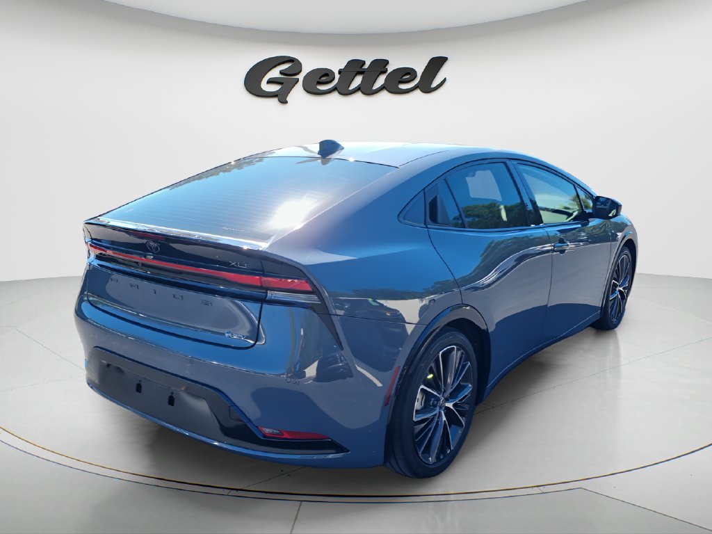 Used 2024 Gray Toyota XLE image 4
