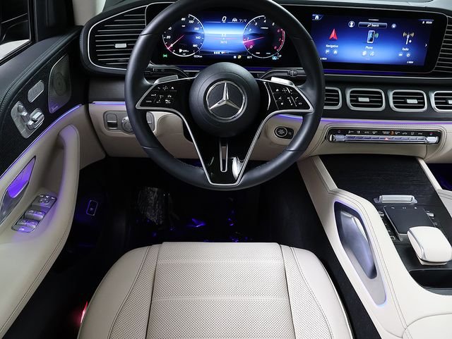 Certified Used 2026 Obsidian Black Metallic Mercedes-Benz GLE 450 image 15