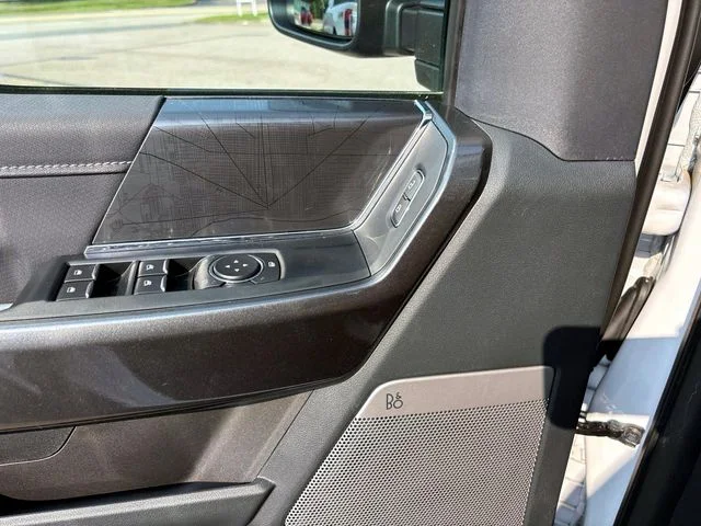 Used 2021 Oxford White Ford XLT image 18