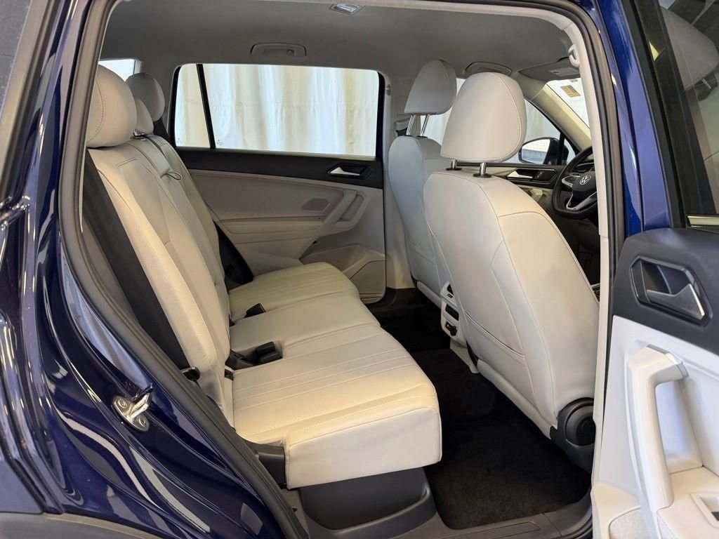 Used 2024 Atlantic Blue Metallic Volkswagen 2.0T SE image 21