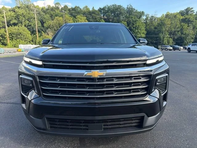 New 2026 Mosaic Black Metallic Chevrolet LT image 7