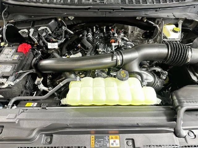 New 2027 Gray Ford Platinum image 25