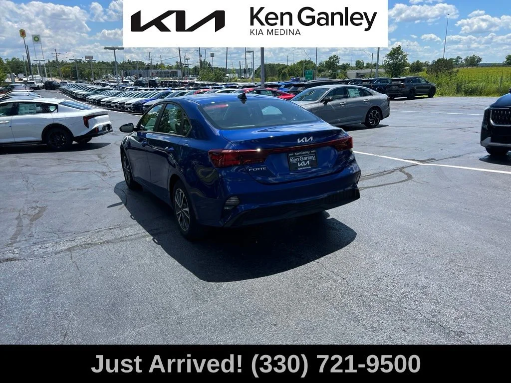 Certified Used 2023 Blue Kia LXS image 7