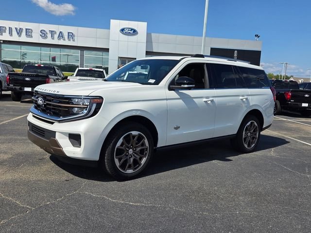 New 2027 White Ford King Ranch image 3