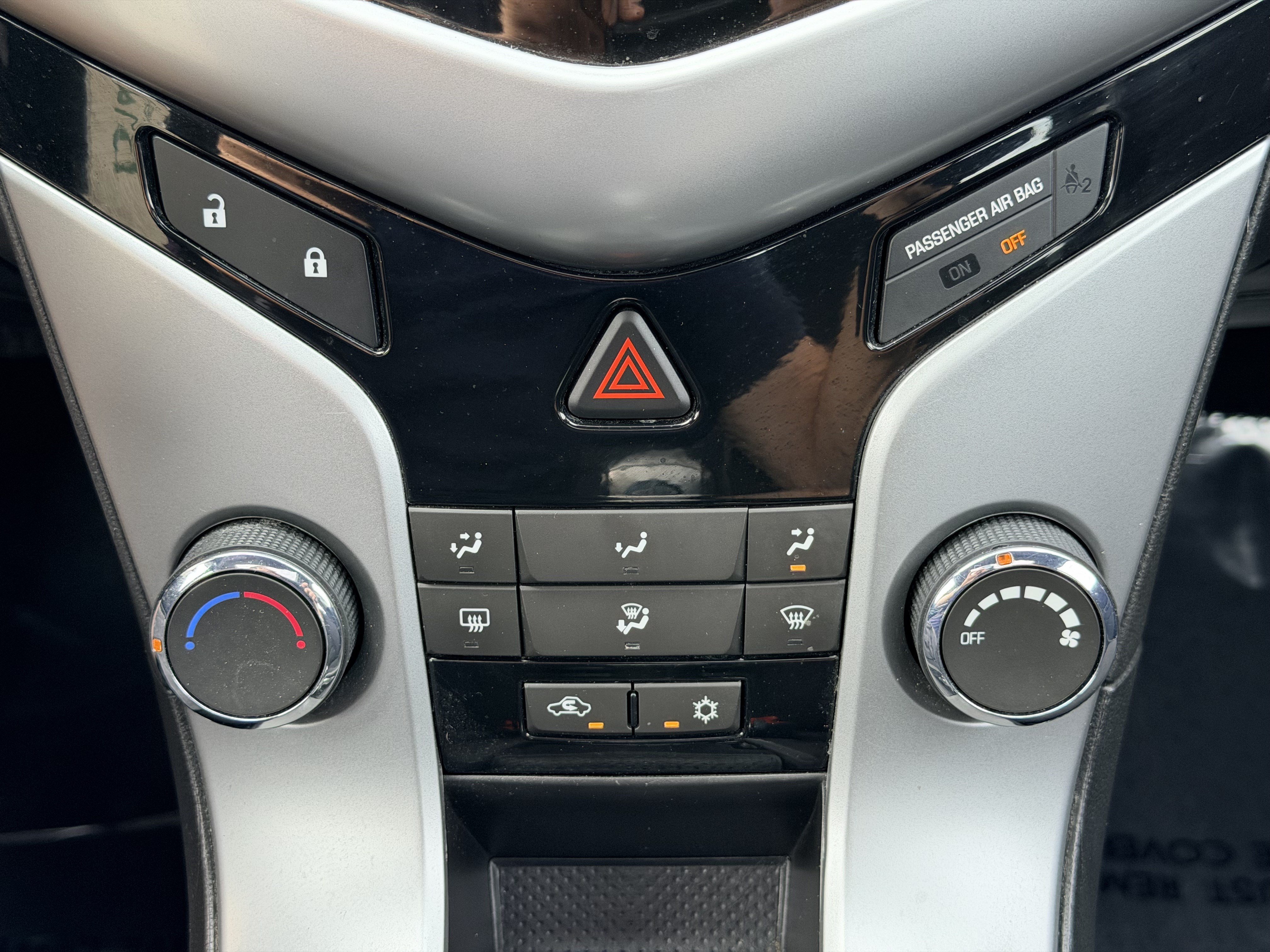 Used 2013 BLACK GRANITE METALLIC Chevrolet 1LT image 11
