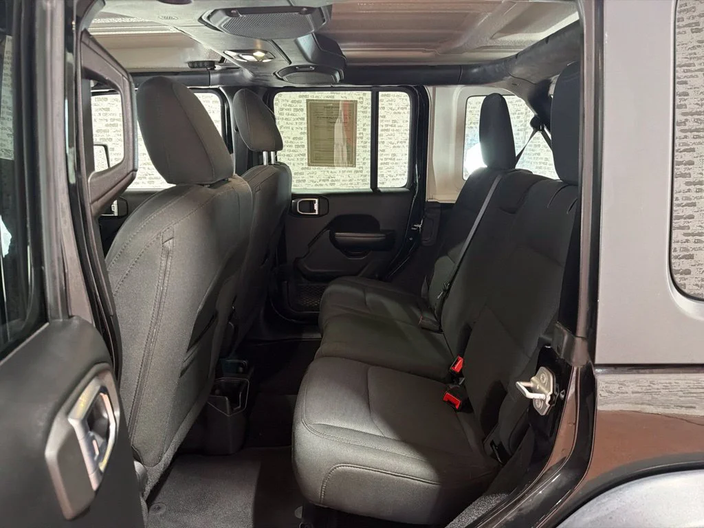 Used 2019 Black Clearcoat Jeep Unlimited Sport S image 14