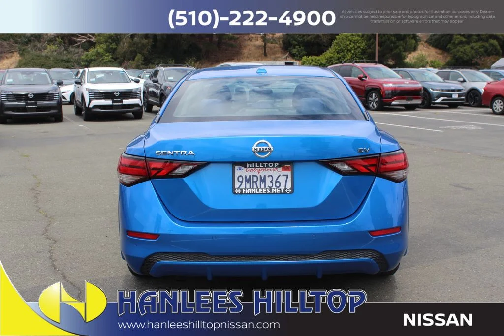 Used 2020 Blue Nissan SV image 8