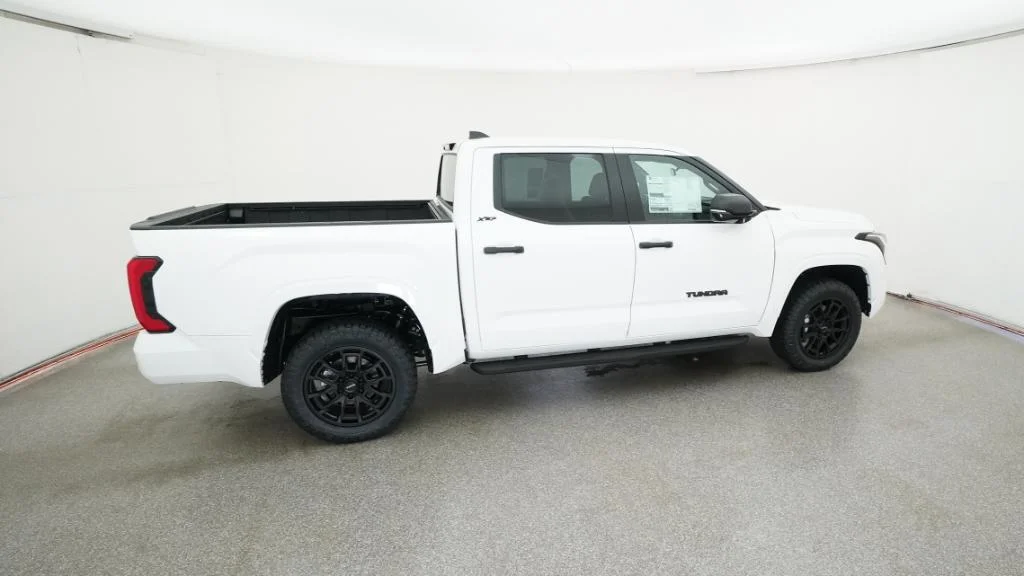 New 2026 Ice Cap Toyota SR5 image 6
