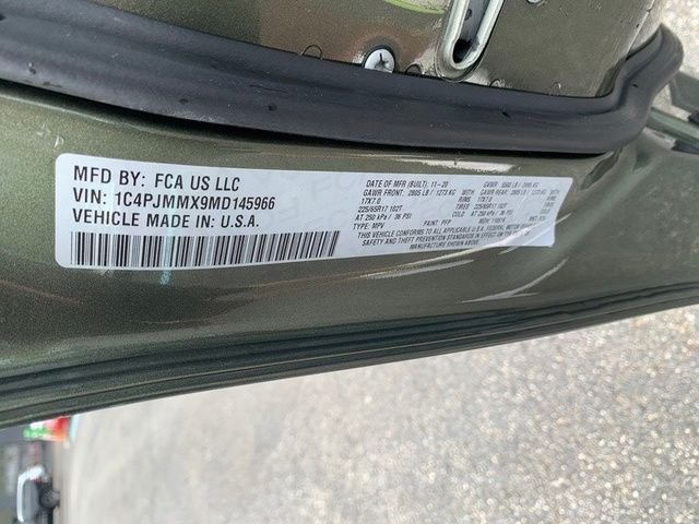 Used 2021 Green Jeep Latitude Lux image 24