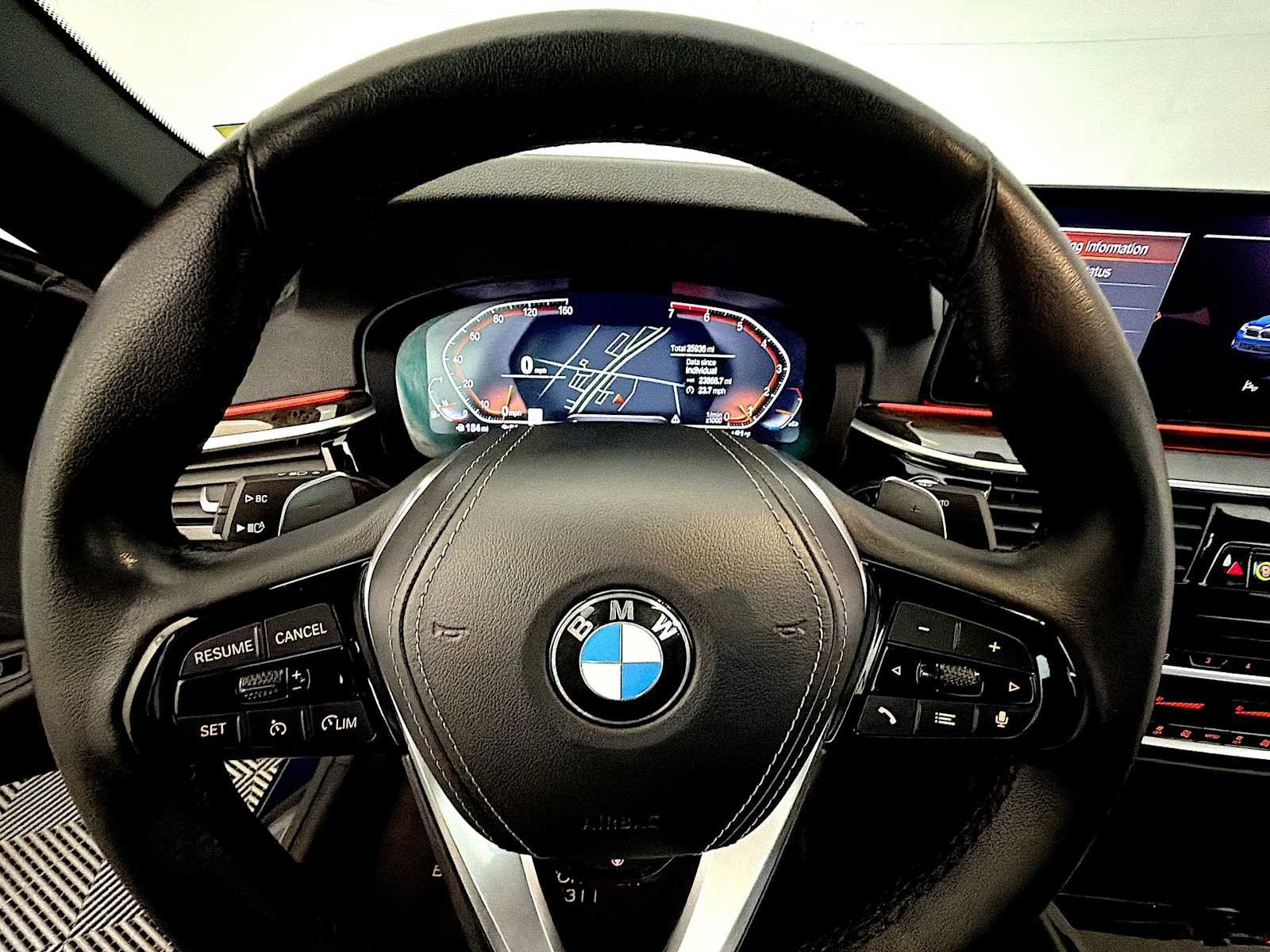 2023 BMW 5 Series 530i - Photo 13