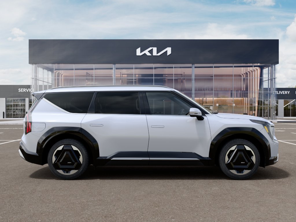 New 2026 Glacial White Pearl Kia Land image 7