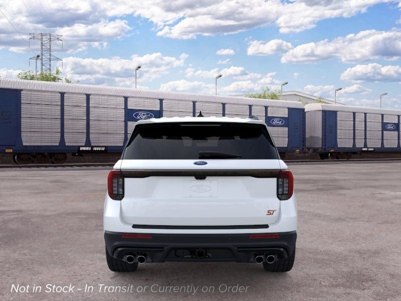 New 2026 Star White Metallic Tri-Coat Ford ST image 5