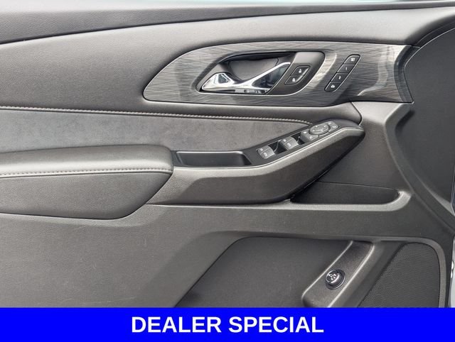 Used 2023 Beige Chevrolet High Country image 12
