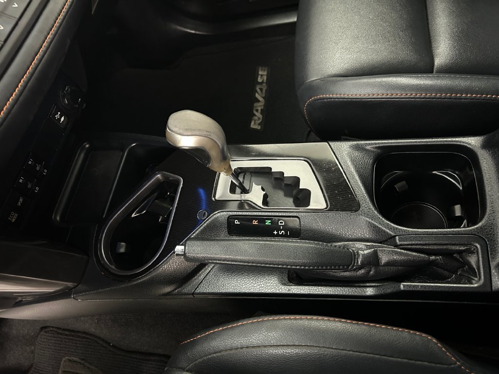 Used 2016 Blue Toyota SE image 20
