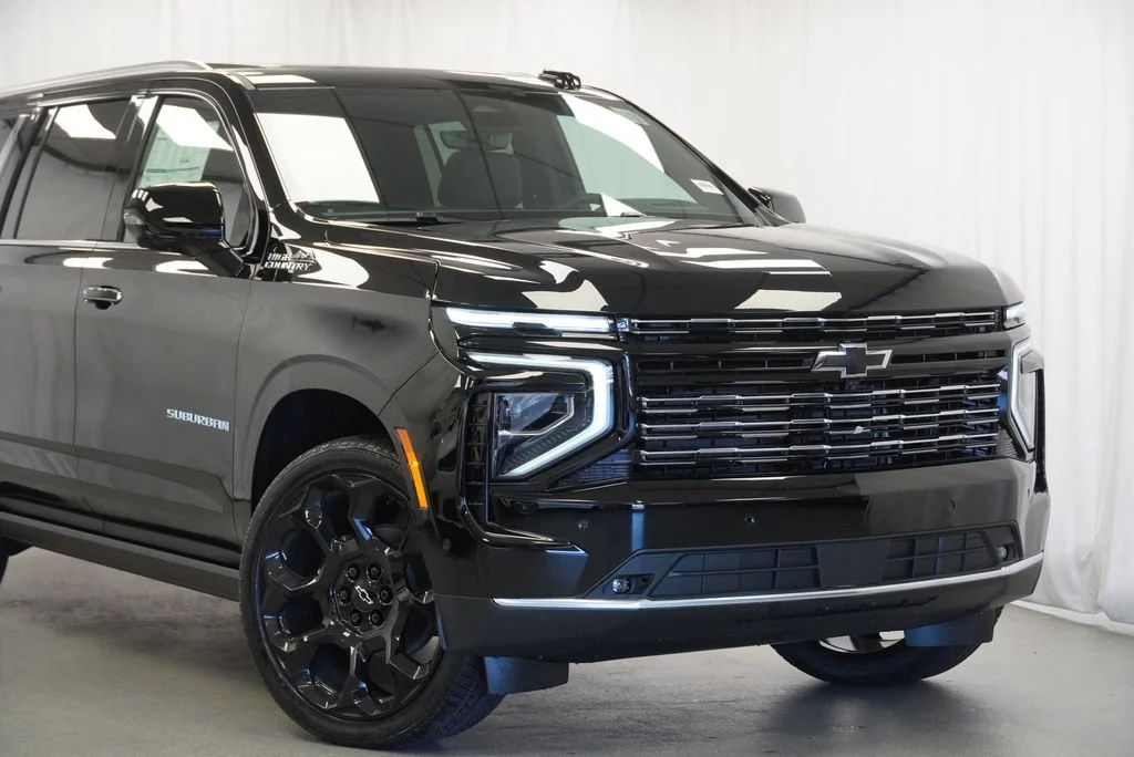New 2026 Black Chevrolet High Country image 9