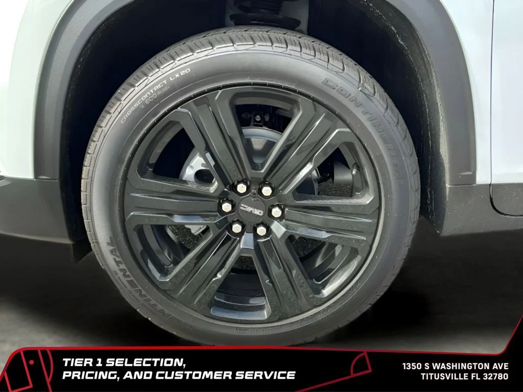 New 2026 Summit White GMC Elevation image 23
