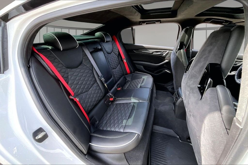 Used 2024 White Cadillac V-Series image 29