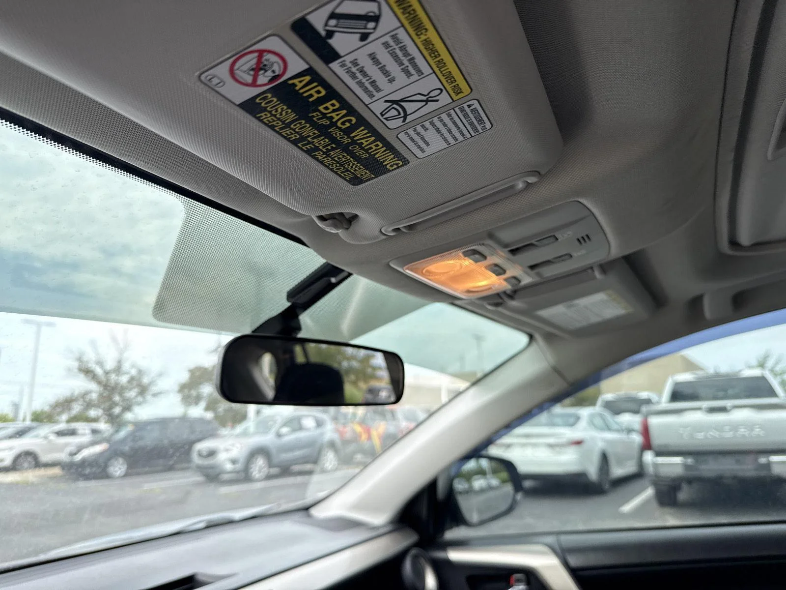 Used 2015 Blue Crush Metallic Toyota XLE image 22