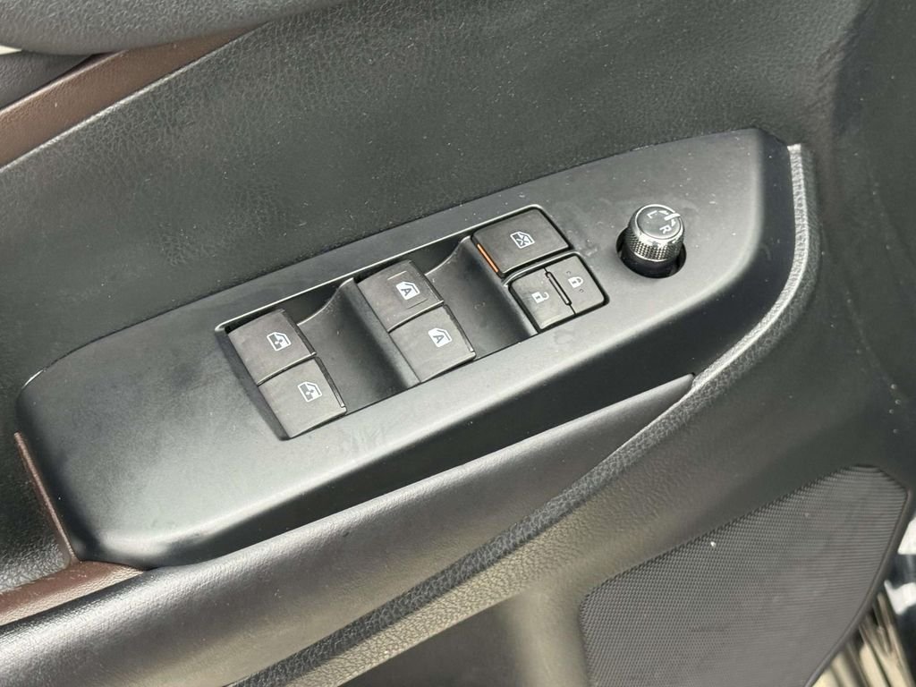 Used 2017 Black Toyota XLE image 31