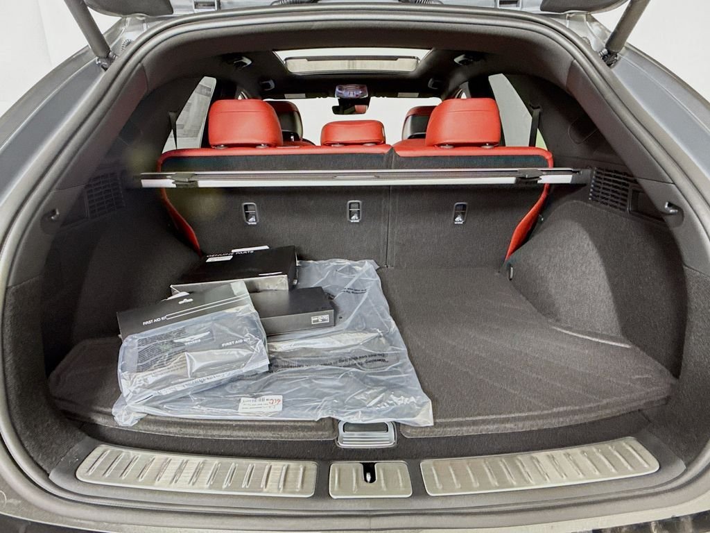 2026 GENESIS GV70 Sport Advanced - Photo 28