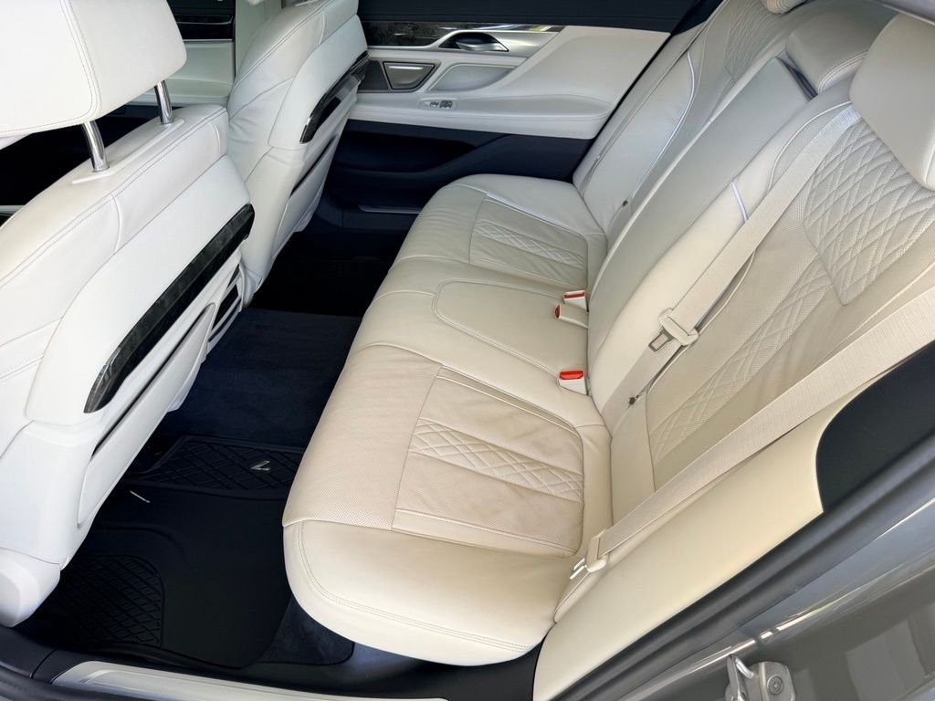 Used 2021 Gray BMW 740i image 30