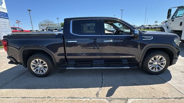 Used 2024 Silver GMC Denali image 17