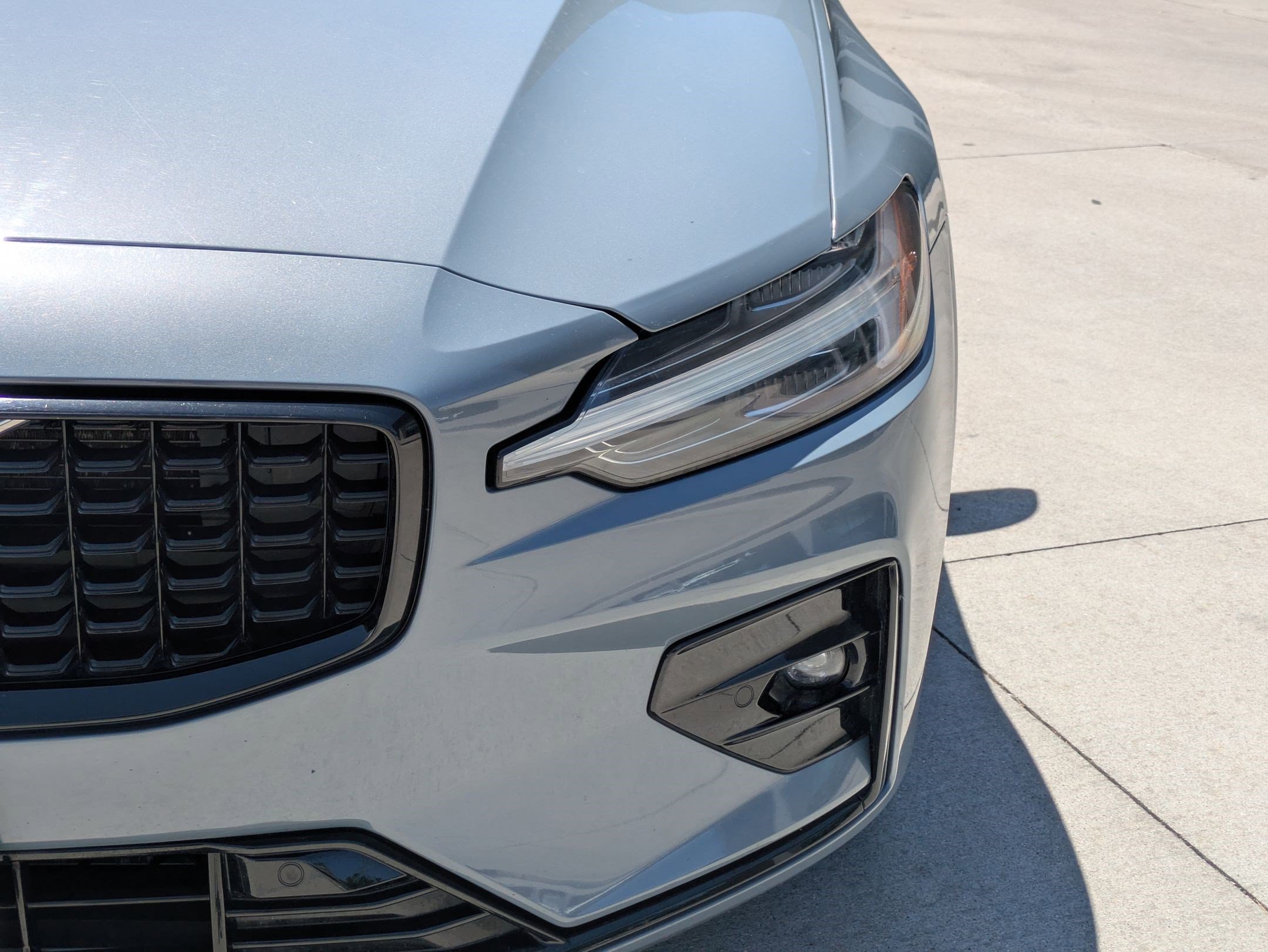 Used 2024 Blue Volvo Plus Dark Theme image 10
