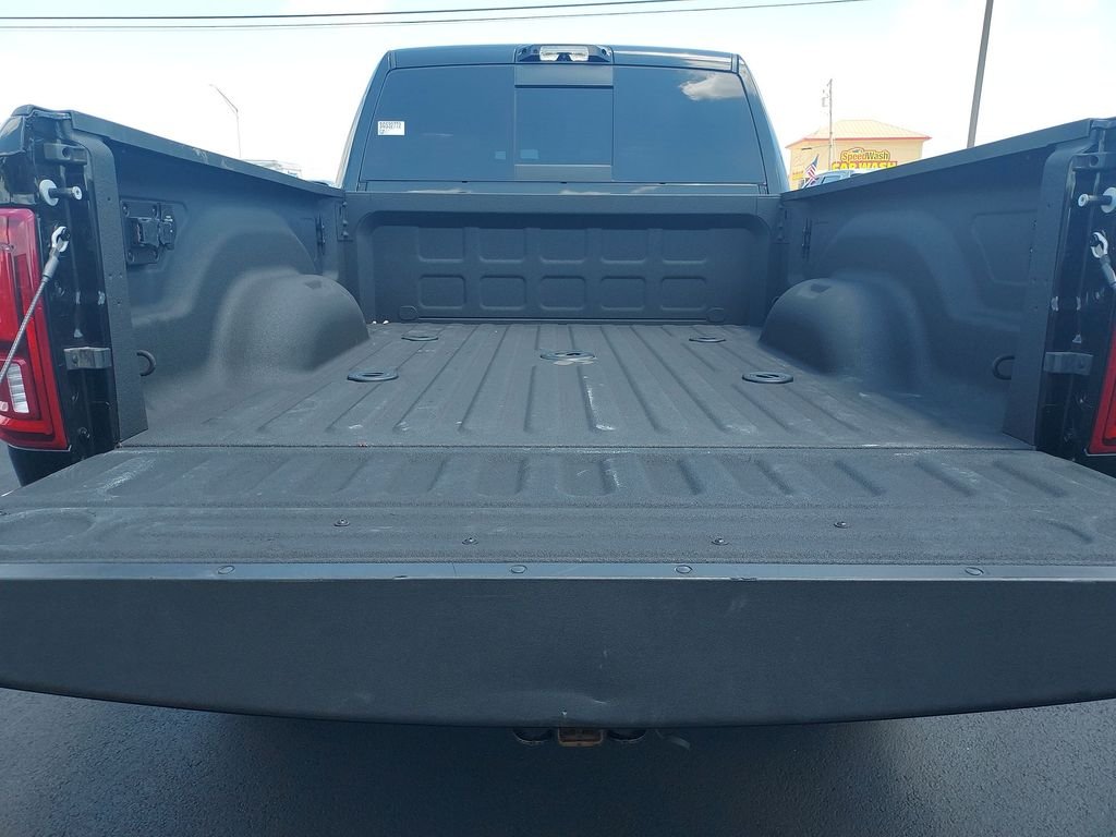 Used 2025 Black Ram Limited image 30