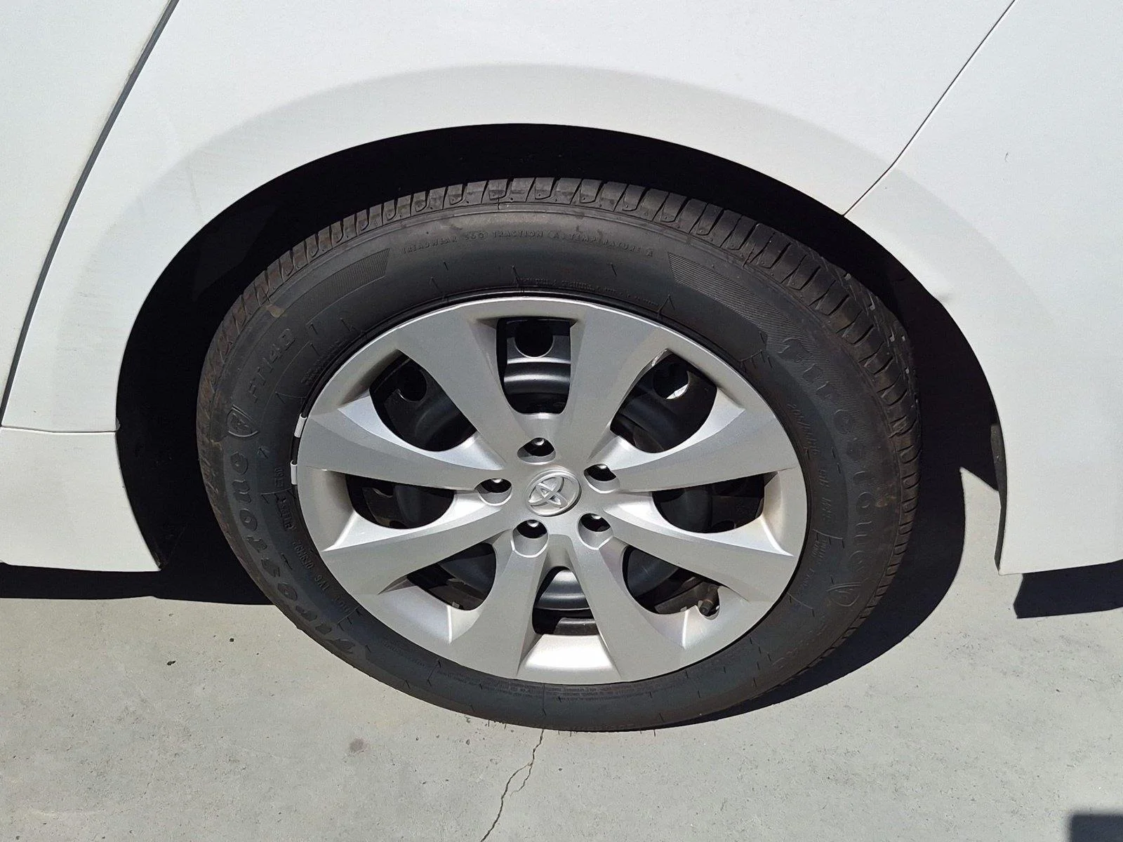 Used 2026 Ice Cap Toyota LE image 9