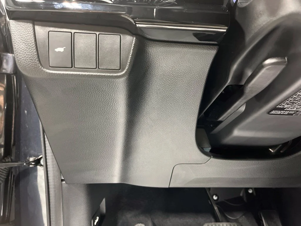 Used 2026 Meteorite Gray Metallic Honda EX-L image 13