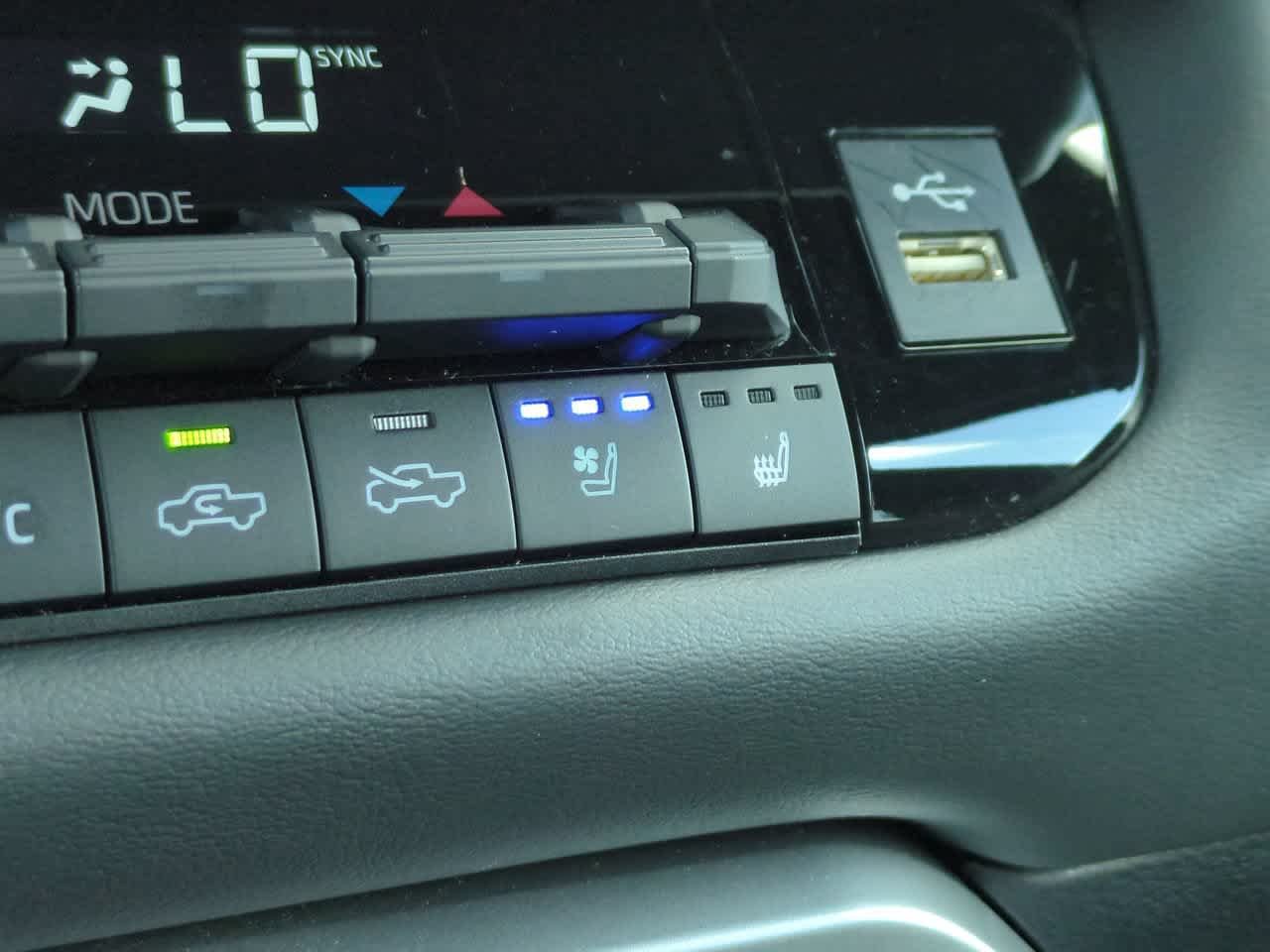 Used 2025 Magnetic Gray Metallic Toyota Platinum image 22
