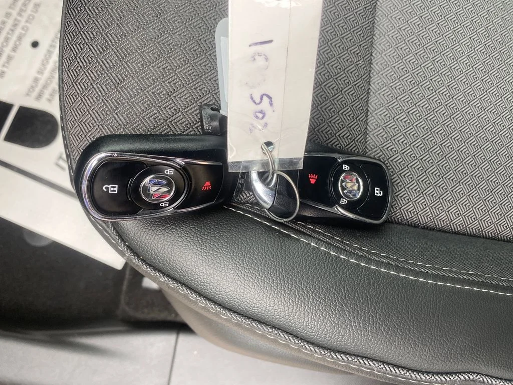 Used 2023 Gray Buick Preferred image 33