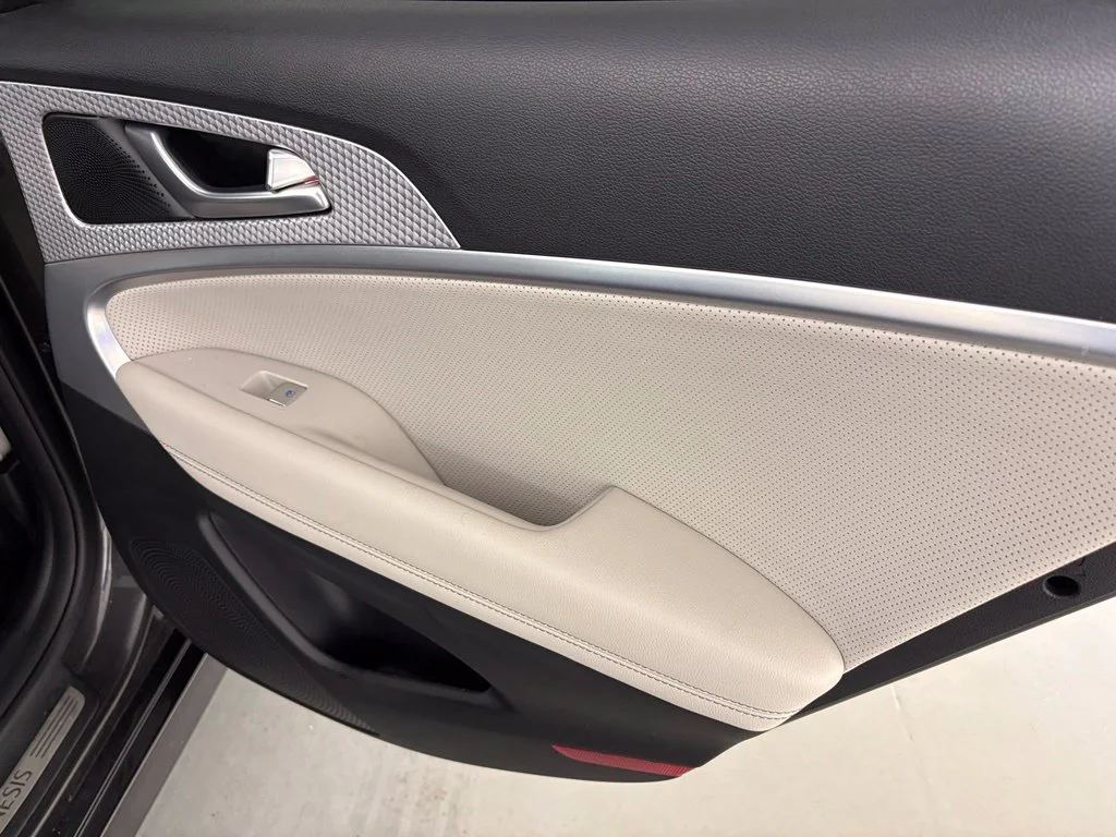 Used 2023 Gray Genesis 2.0T image 37