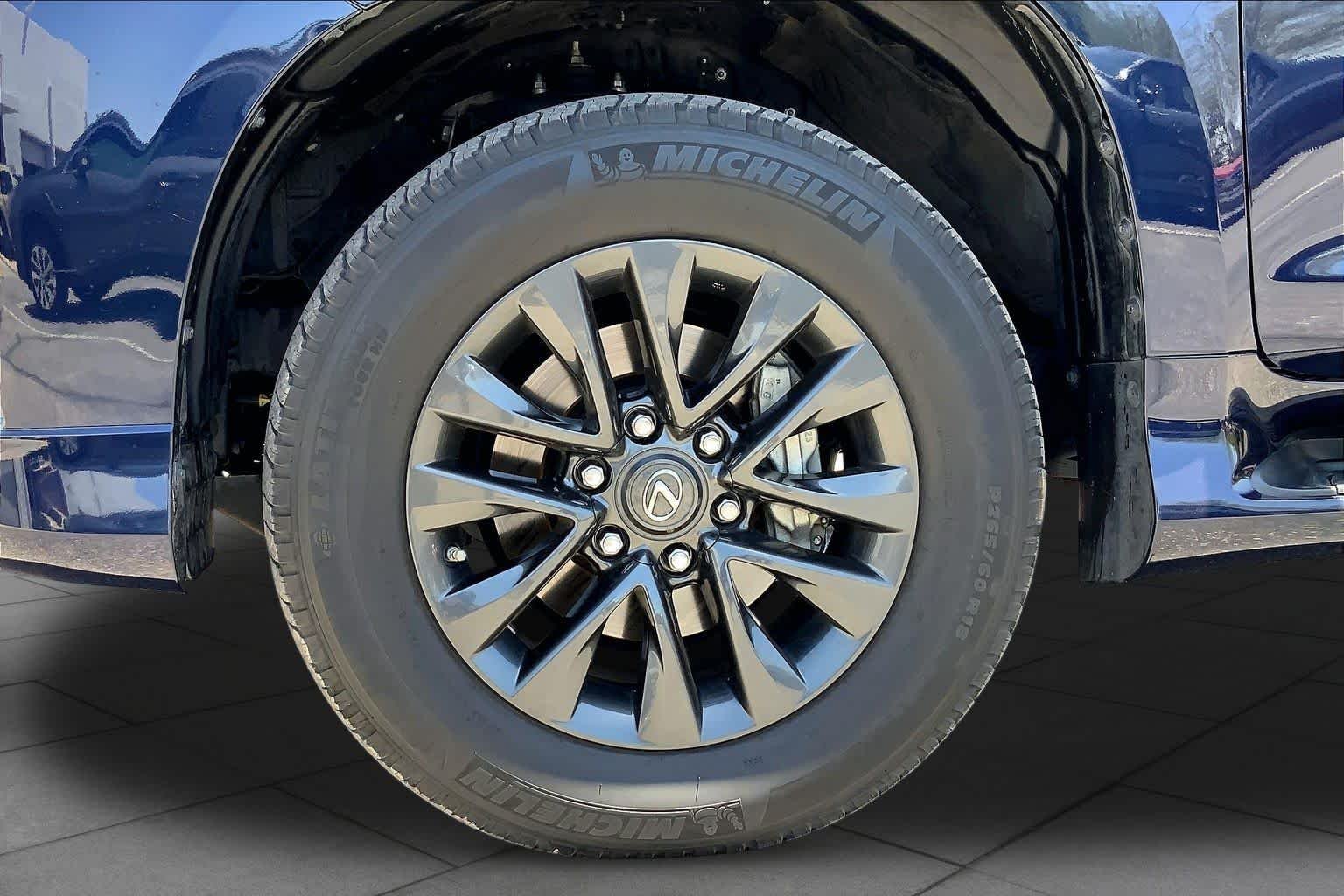 Used 2023 Nightfall Mica Lexus Premium image 9