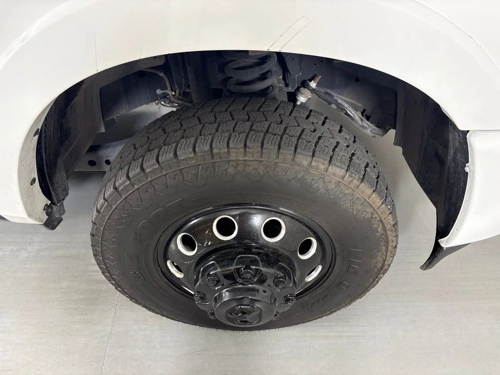 Used 2021 Bright White Clearcoat Ram Laramie image 11