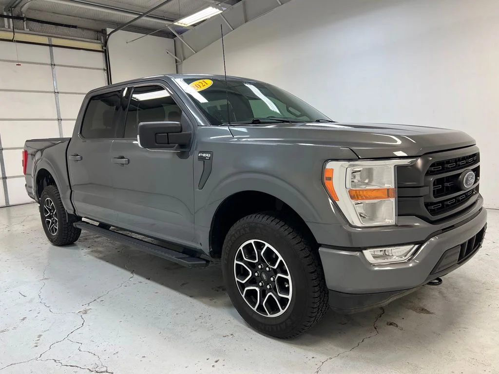 Certified Used 2021 Gray Ford XLT image 8