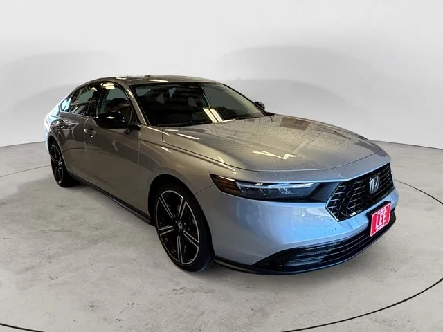 New 2026 Silver Honda SE image 8