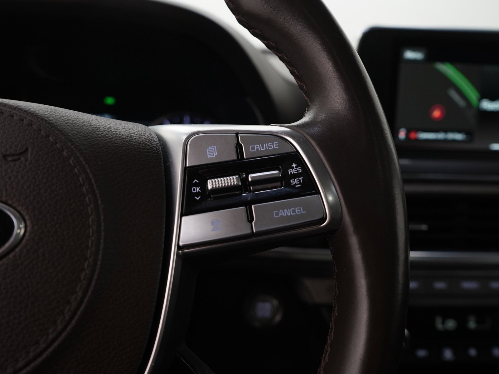 Used 2020 Dark Moss Kia SX AWD image 33