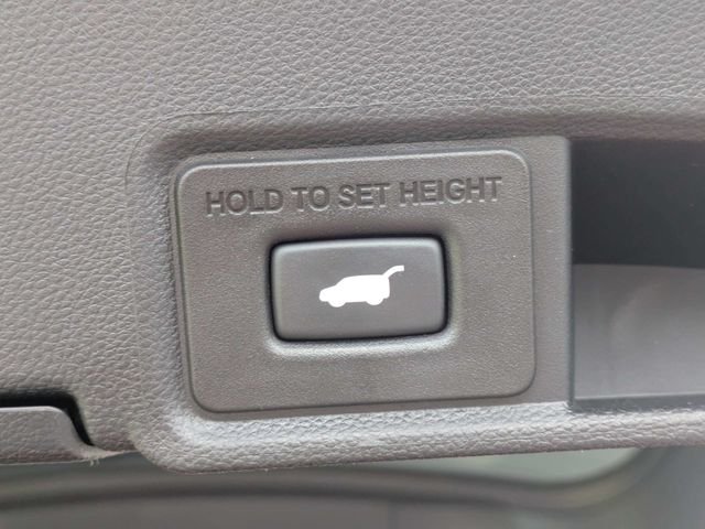 Used 2023 Red Acura Technology Package image 13
