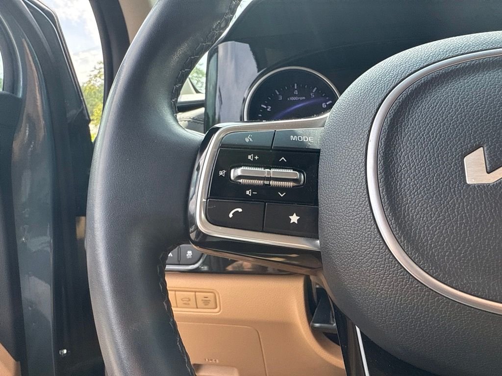 Used 2024 Blue Kia EX image 9