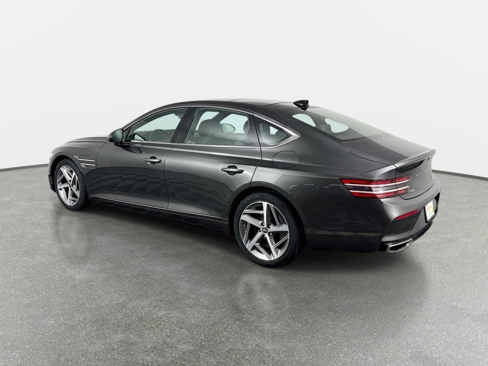 Used 2024 Makalu Gray Genesis 2.5T image 7